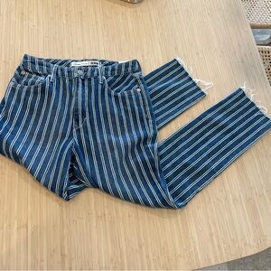 Lovers + friends white pinstripe jeans size 26